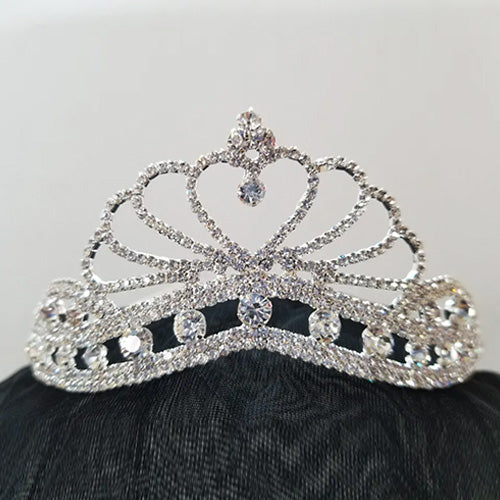 crystal-avenues-paegent-heart-tiara